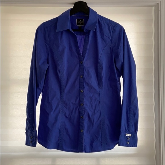 Express Essential Shirt - Picture 2 of 4